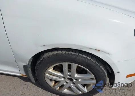 2014 Volkswagen Jetta Sportwagen 2.0L Tdi from USA, damaged, VIN 3VWPL7AJ5EM602416